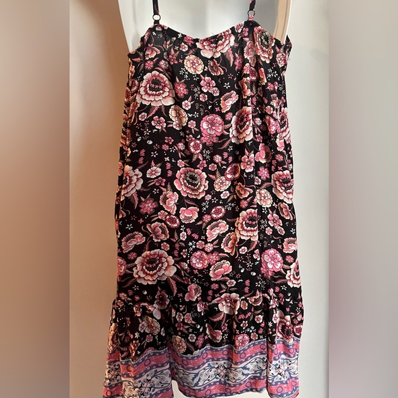 BOHO FLORAL PRINTED SUMMER DRESS WITH POCKETS - Picture 2 of 9